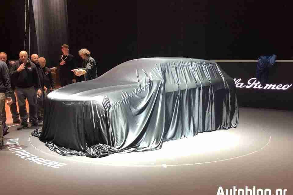El nuevo Alfa Romeo Tonale se insinúa en el Salón del Automóvil de Ginebra 1