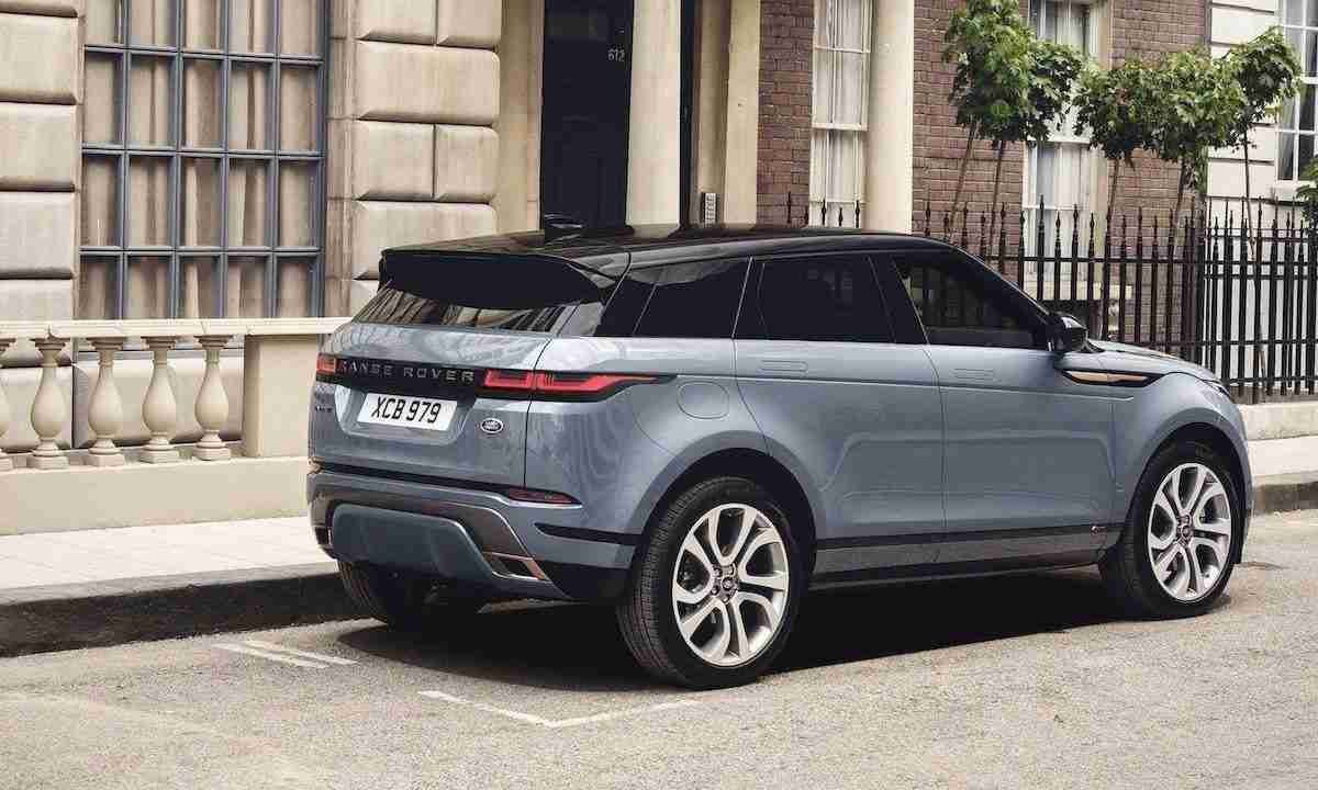 Reino Unido - Octubre 2019: El Range Rover evoque sube al top 10 1