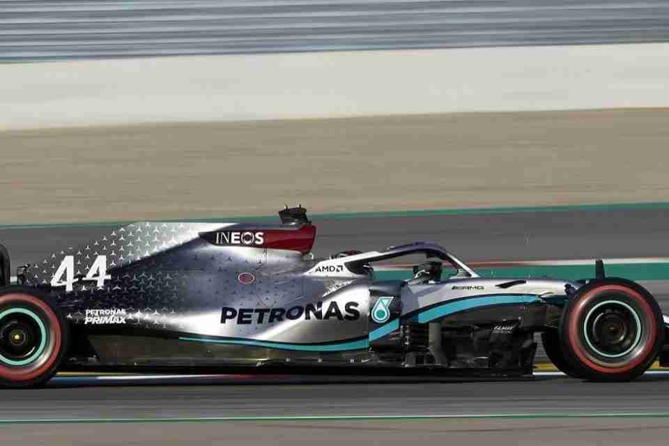 Mercedes-AMG F1 se pregunta por qué Ferrari no ha utilizado todo su potencial mecánico 5